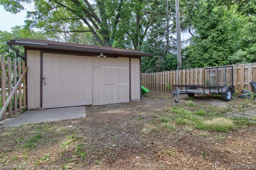 11770 Sunset Lane, Belleville, MI 48111 — Photo 36