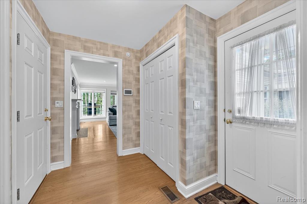 4815 Mill Creek Court, Rochester, MI 48306 — Photo 27