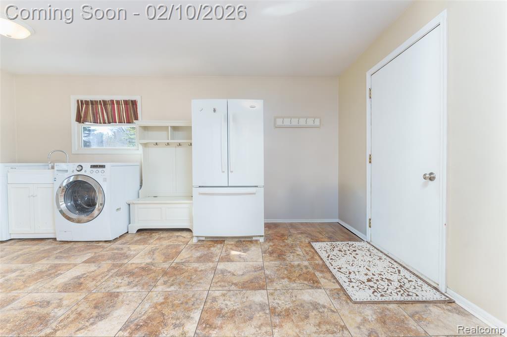 11651 Earl Street, Pinckney, MI, 48169