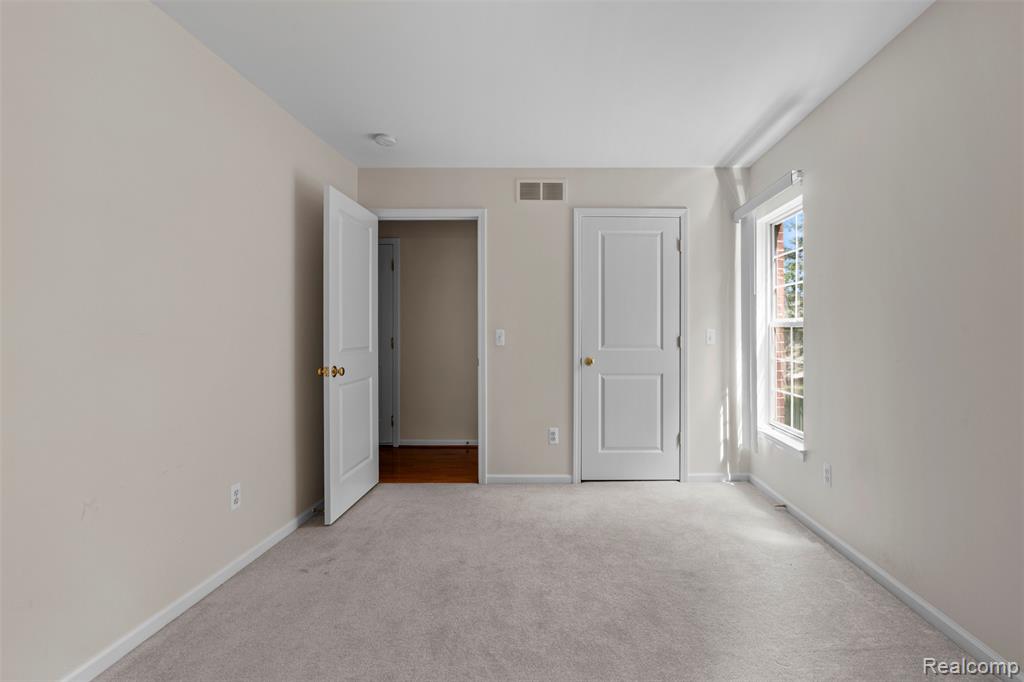 45815 Grant Court, Macomb, MI 48044 — Photo 21