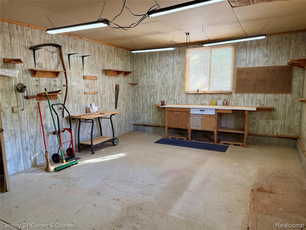 105 Northern Oaks Drive, Houghton Lake, MI 48629 — Photo 30