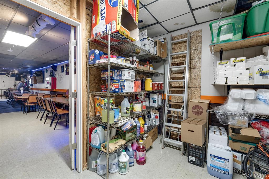 844 E 10 Mile Road, Hazel Park, MI 48030 — Photo 20
