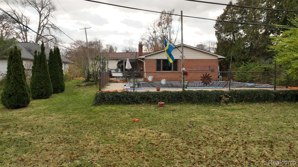 206 Wellington Crescent, Mount Clemens, MI 48043 — Photo 39