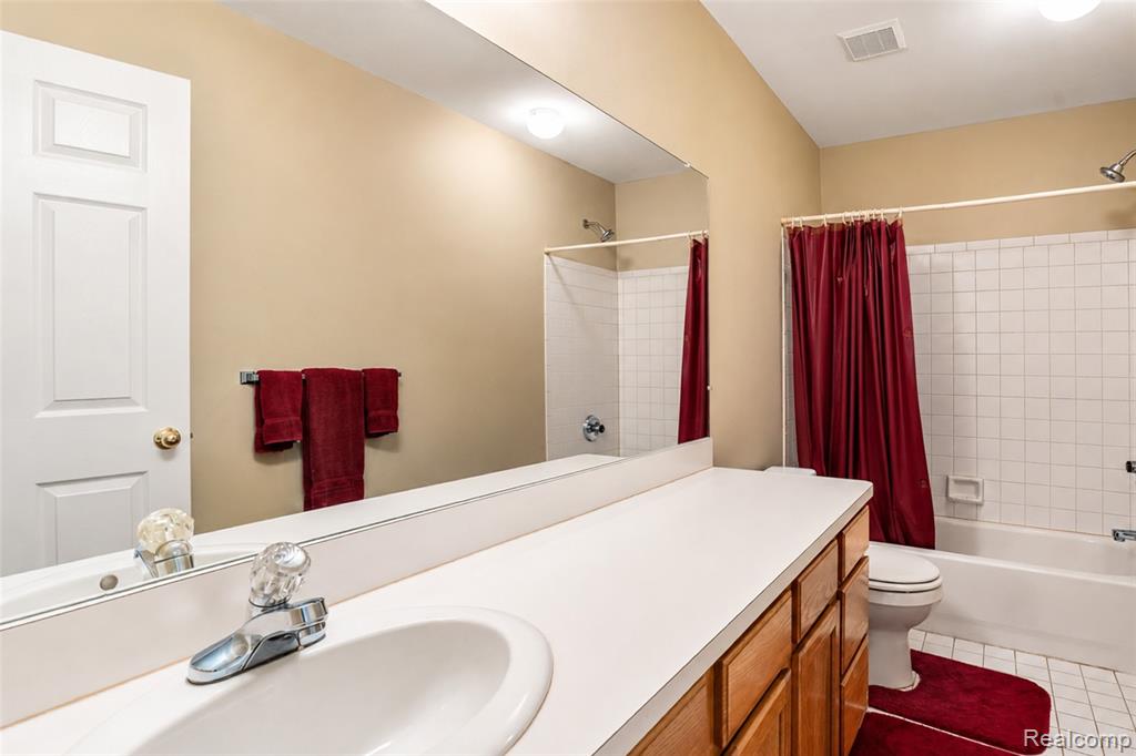 41585 Cherry Hill Road, Canton, MI 48188 — Photo 24
