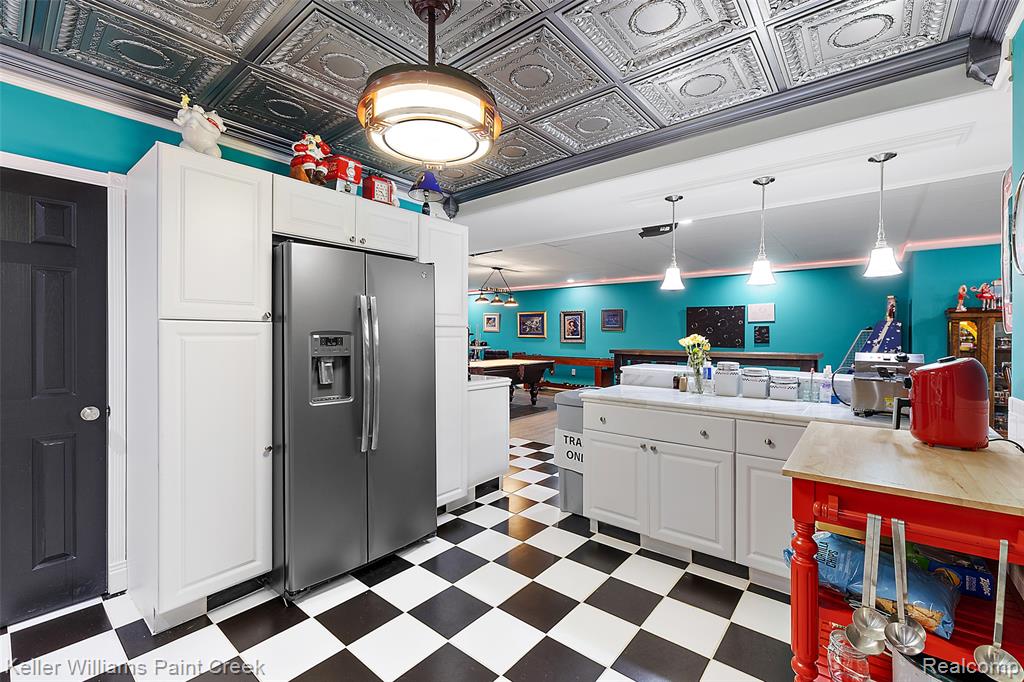 328 S Broadway Street, Lake Orion, MI 48362 — Photo 98