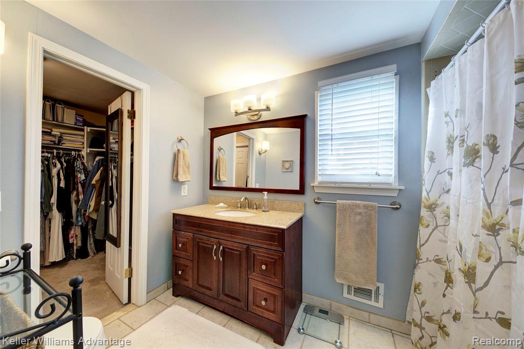 44273 Richmond Court, Canton, MI 48187 — Photo 40