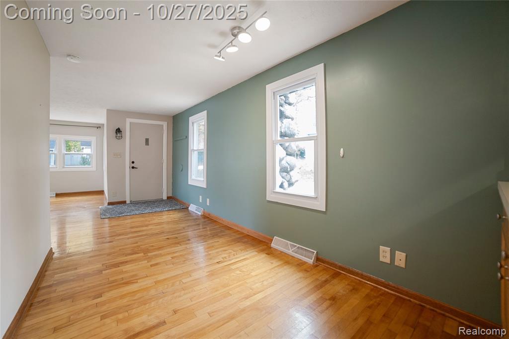 5987 Martinus Street, Haslett, MI 48840 — Photo 6