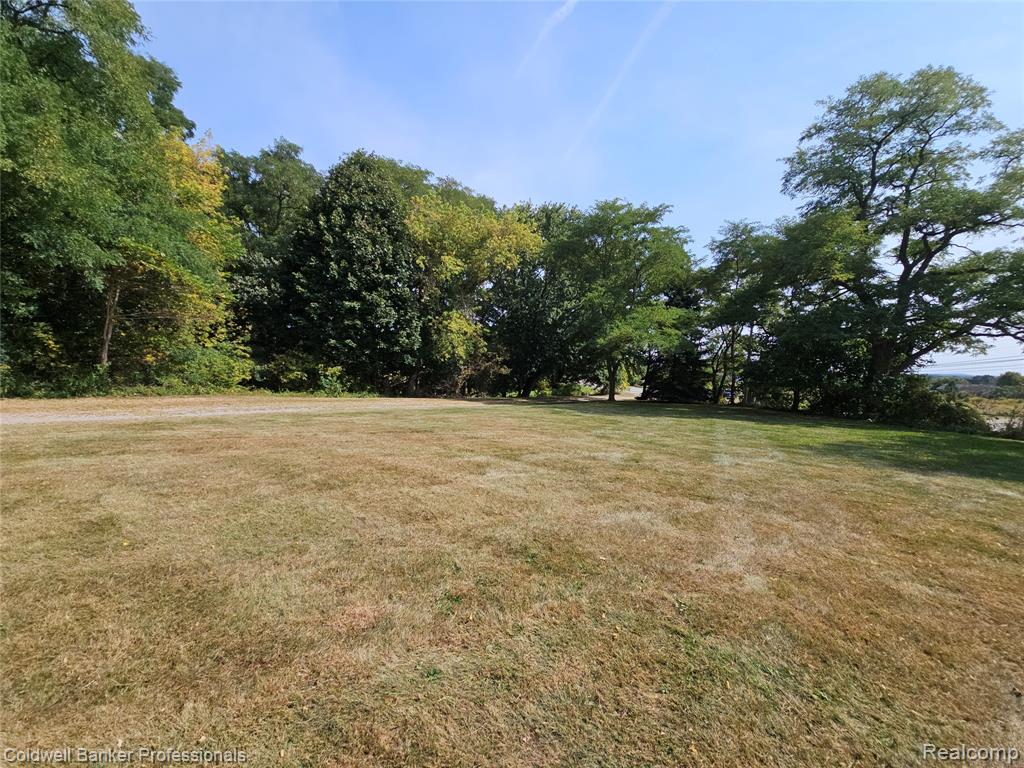 58540 Grand River Avenue, New Hudson, MI 48165 — Photo 54