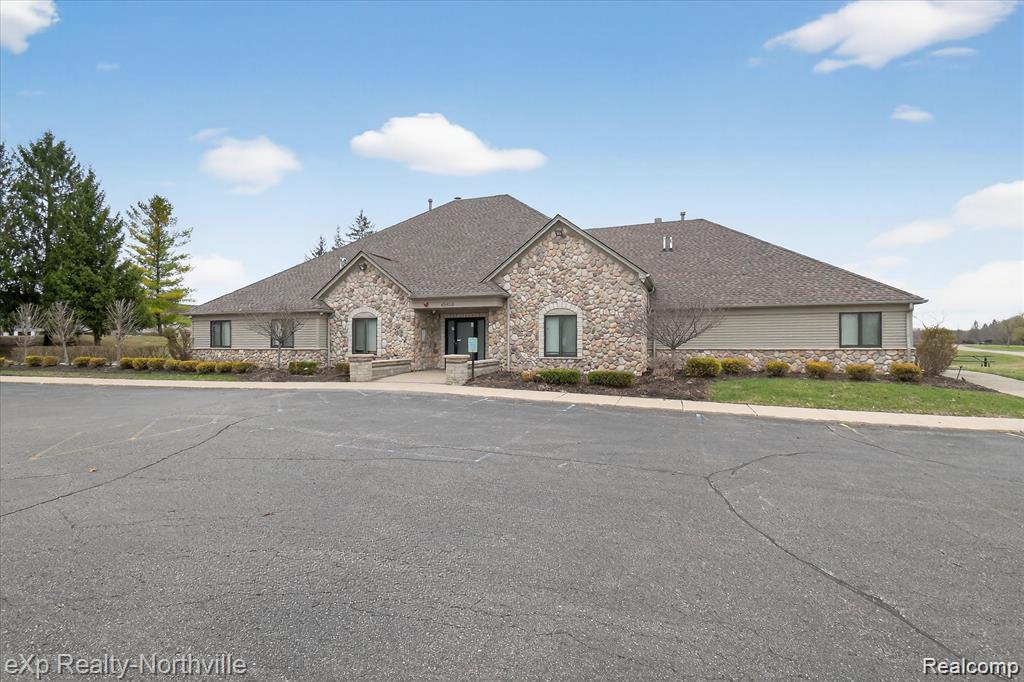 7565 Embassy Drive, Canton, MI 48187 — Photo 53