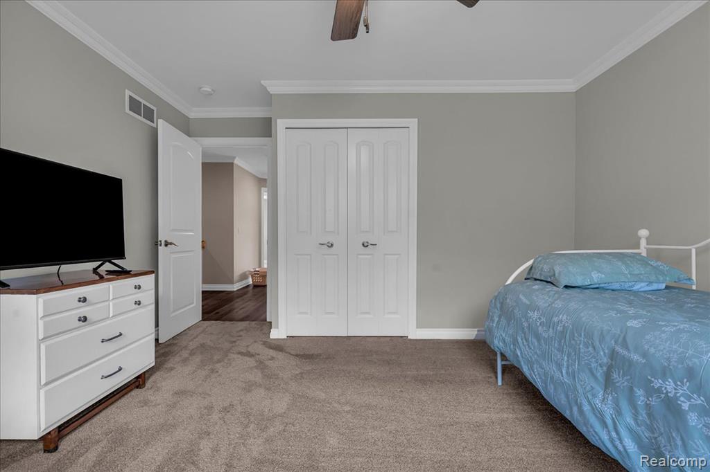 4142 Oak Street, Grand Blanc, MI 48439 — Photo 32