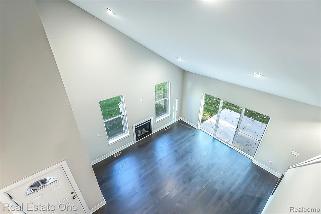 529 Indian Oaks Drive, Howell, MI 48843 — Photo 30