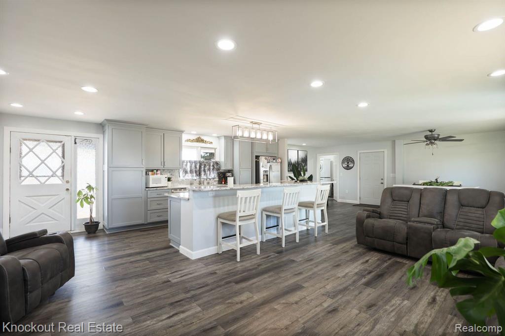 8900 BRAY Road, Vassar, MI 48768 — Photo 12
