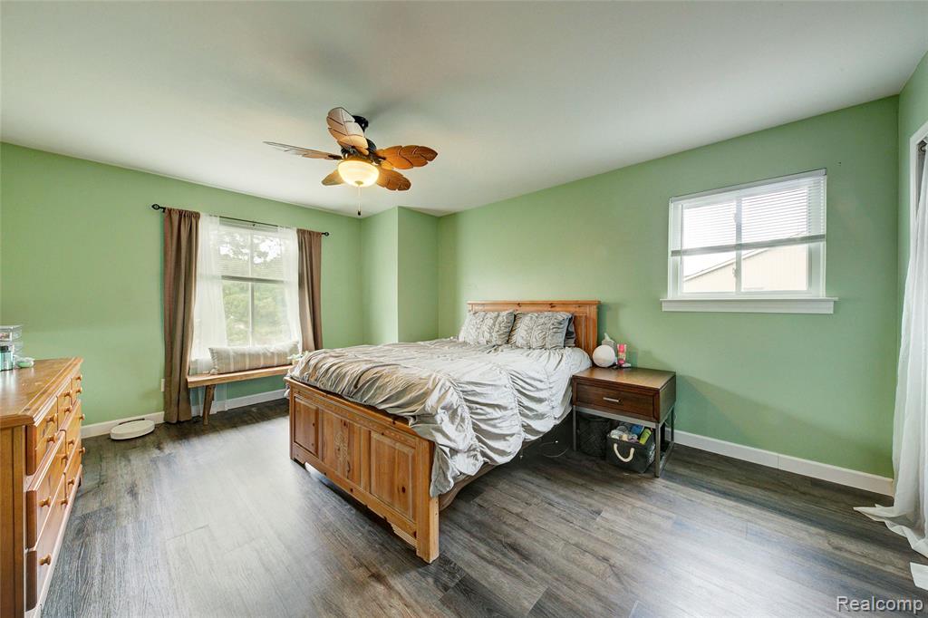 41674 BEDFORD Drive, Canton, MI 48187 — Photo 20