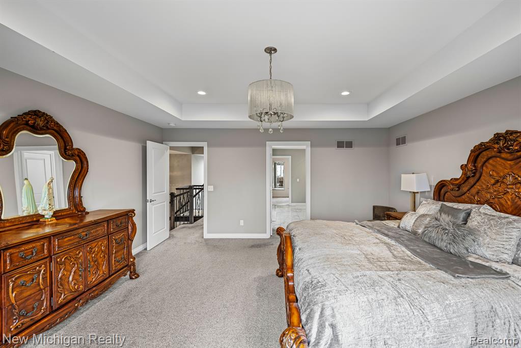 55038 TIMBERS EDGE Drive, Shelby Twp, MI 48316 — Photo 19