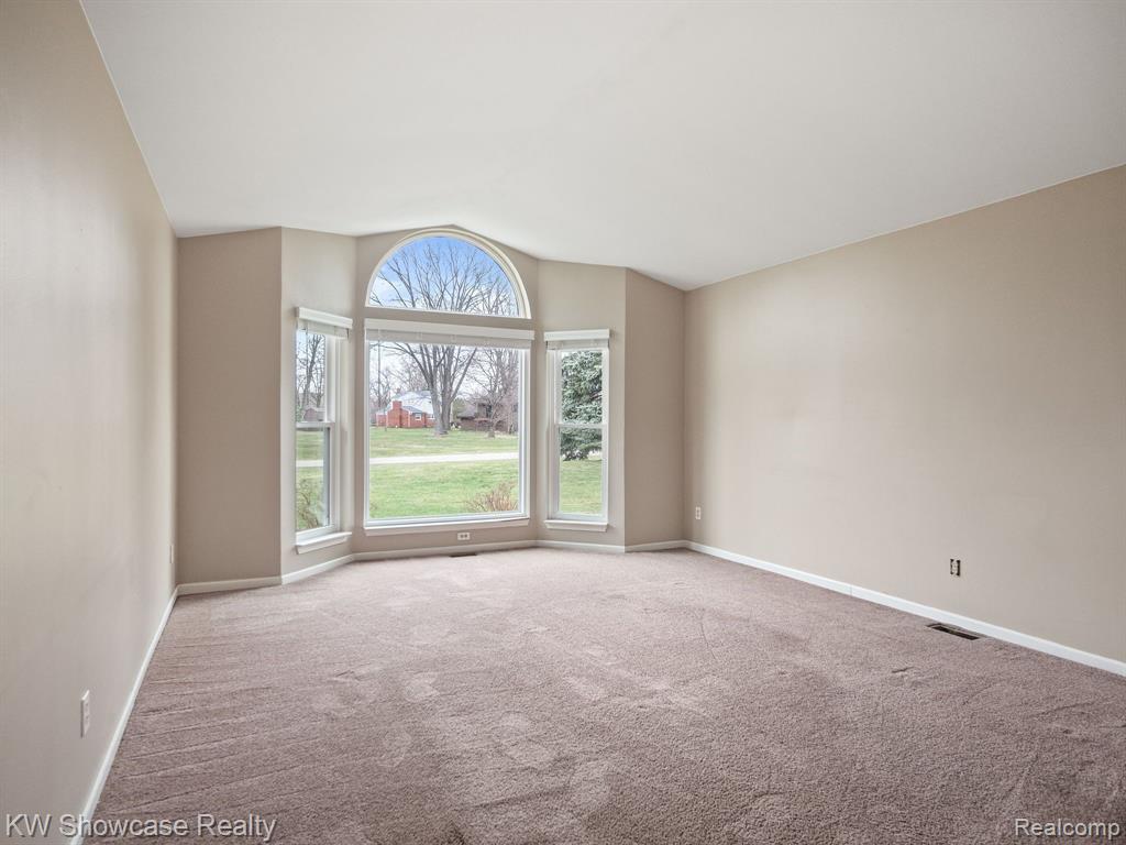 841 GOLDEN Drive, White Lake, MI — Photo 8