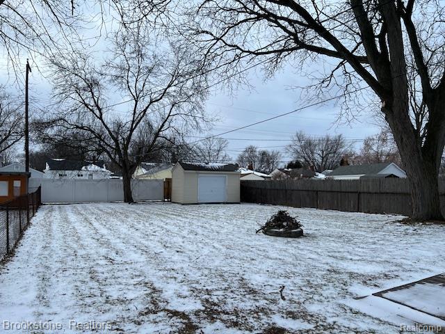 630 Gargantua Avenue, Clawson, MI — Photo 2