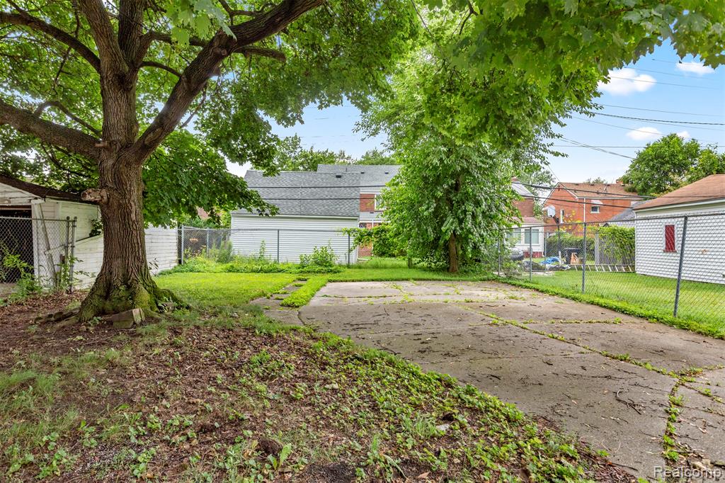 8547 Meyers Road, Detroit, MI 48228 — Photo 26
