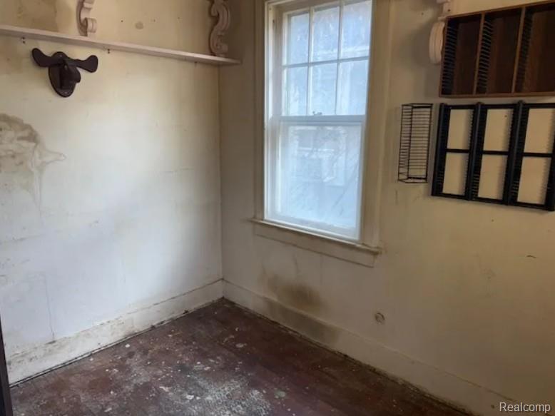 942 Remington Avenue, Flint, MI 48507 — Photo 3