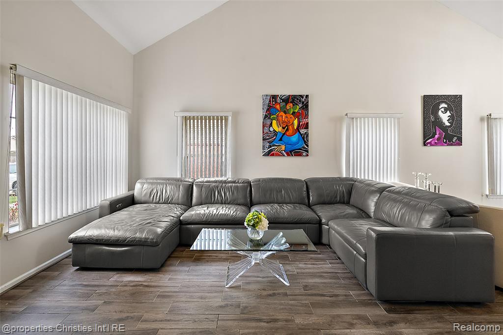 781 Saint Clair Street, Detroit, MI 48214 — Photo 5