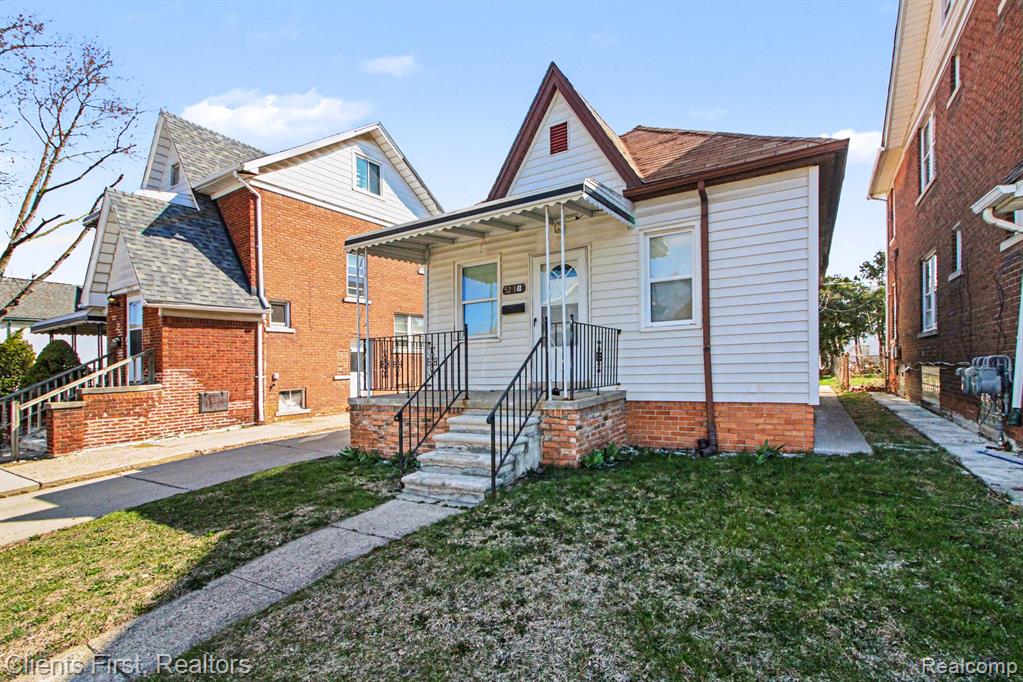 5210 Middlesex Street, Dearborn, MI 48126 — Photo 4