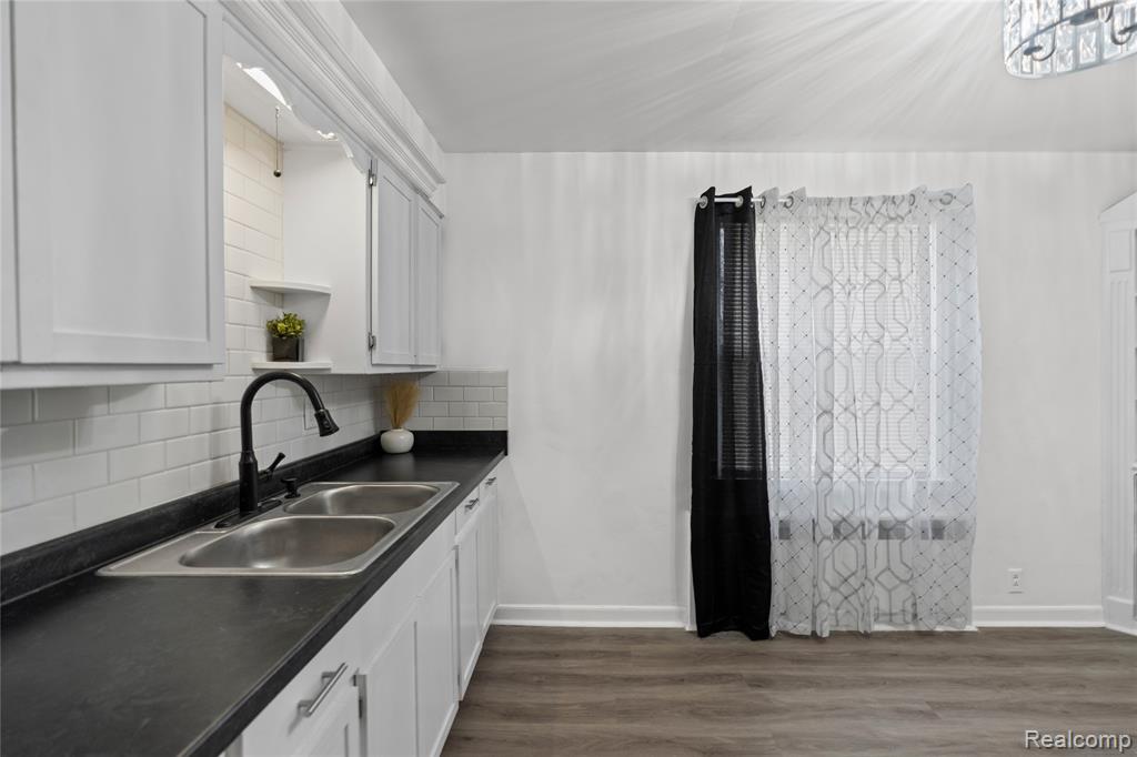 506 W Marengo Avenue, Flint, MI 48505 — Photo 14