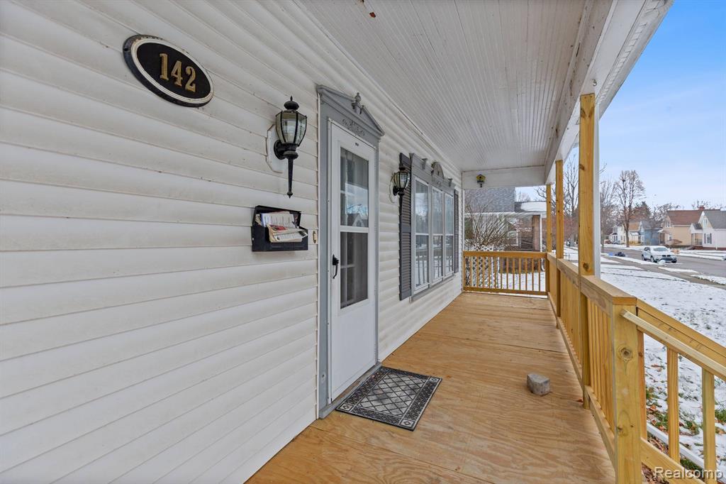 142 Miller Street, Mount Clemens, MI 48043 — Photo 5
