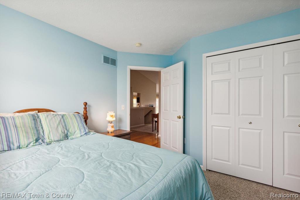 2571 ARALIA Drive, Howell, MI 48855 — Photo 26