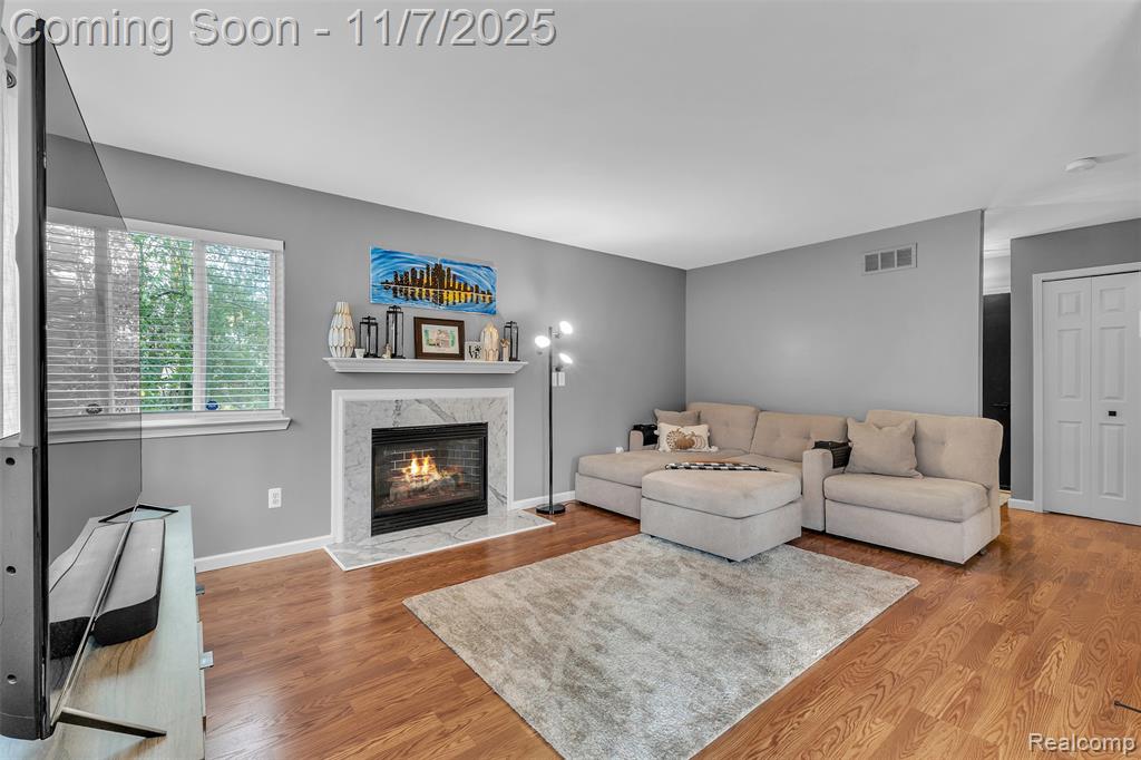 8522 Berkshire Drive, Ypsilanti, MI 48198 — Photo 11