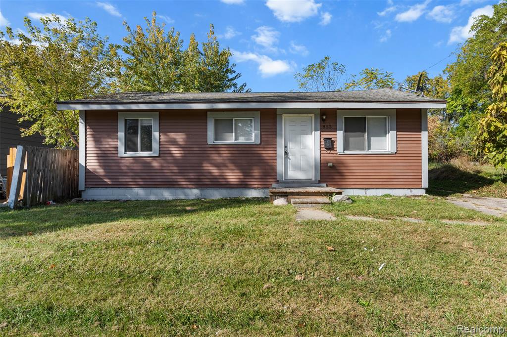 853 Melrose Street, Pontiac, MI 48340 — front exterior