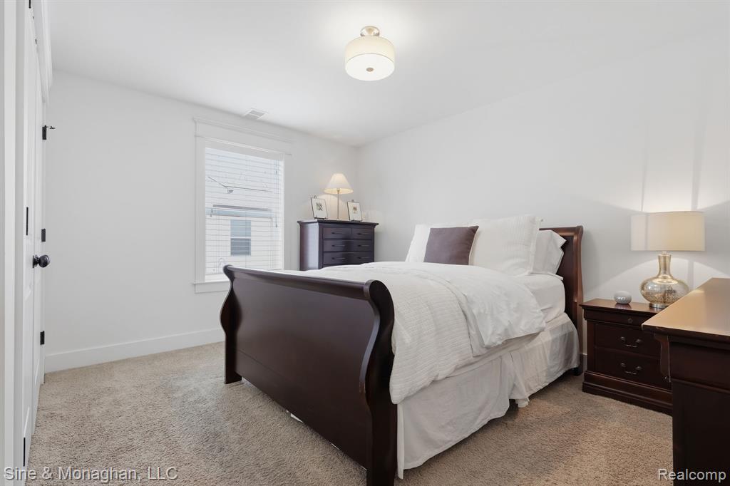 716 Cherry Avenue, Royal Oak, MI 48073 — Photo 23