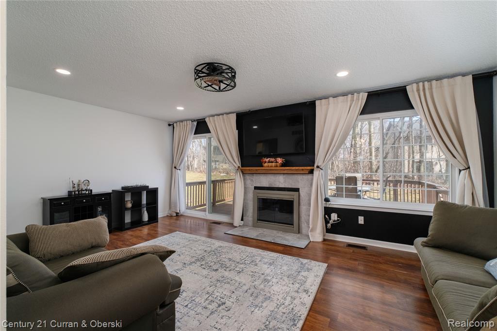 41476 Belden Circle, 53, Novi, MI 48377 — Photo 4