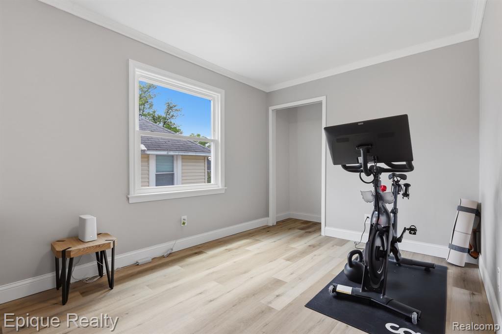 72 N North Shore Drive, Lake Orion, MI 48362 — Photo 26