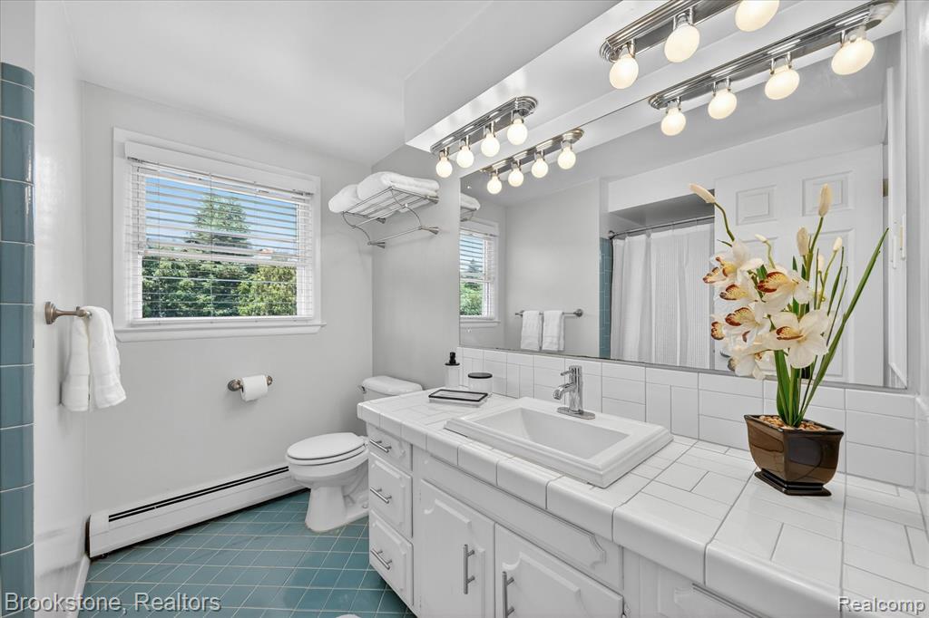 30261 Ardmore Drive, Farmington, MI 48334 — Photo 26