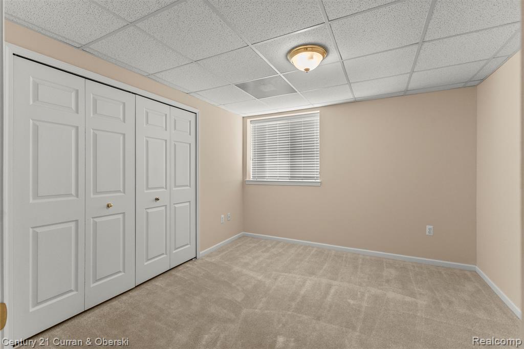30231 Viewcrest Drive, Novi, MI 48377 — Photo 28