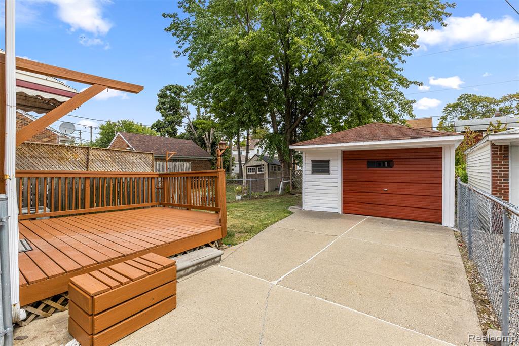 6918 Manor Street, Dearborn, MI 48126 — Photo 26