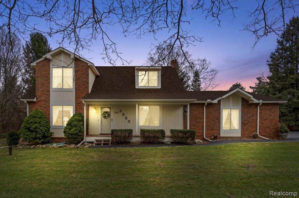 3555 W Drahner Road, Oxford, MI 48371 — front exterior