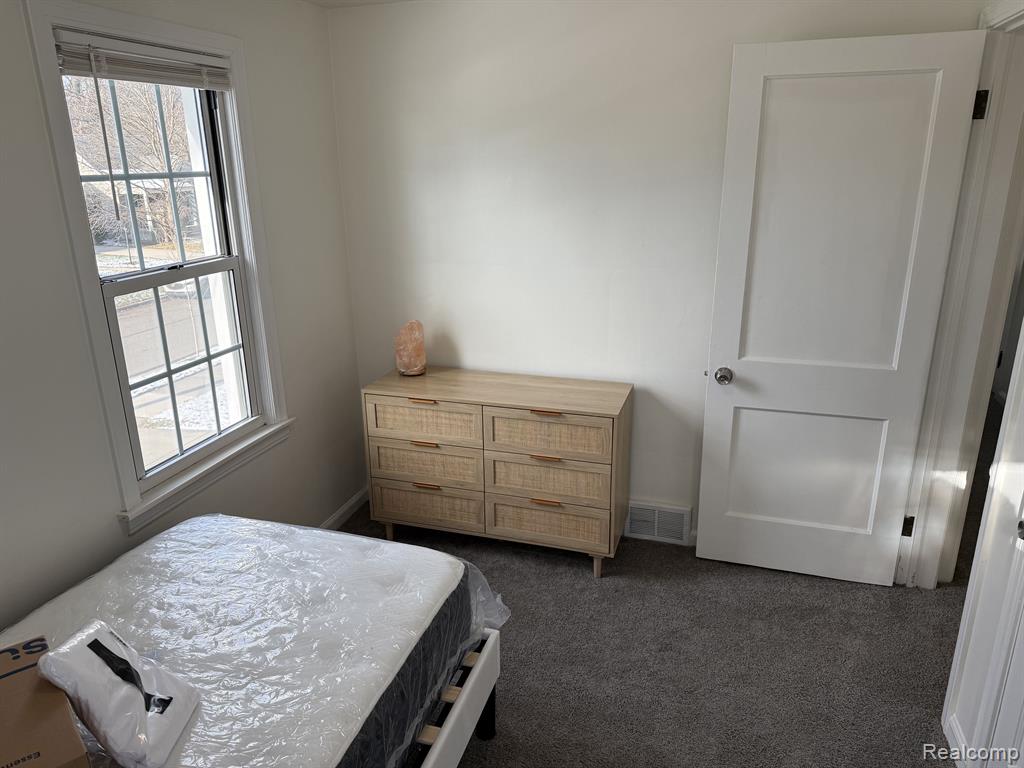 904 N REMBRANDT Avenue, Royal Oak, MI 48067 — Photo 19