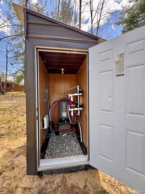 10931 ROBERTS RD N, Frederic, MI 49733 — Photo 31