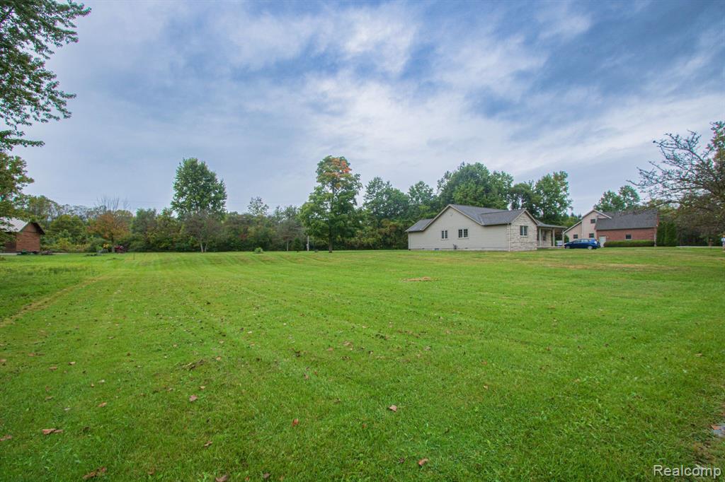 5112 BRYSON Lane, East China, MI — Photo 37