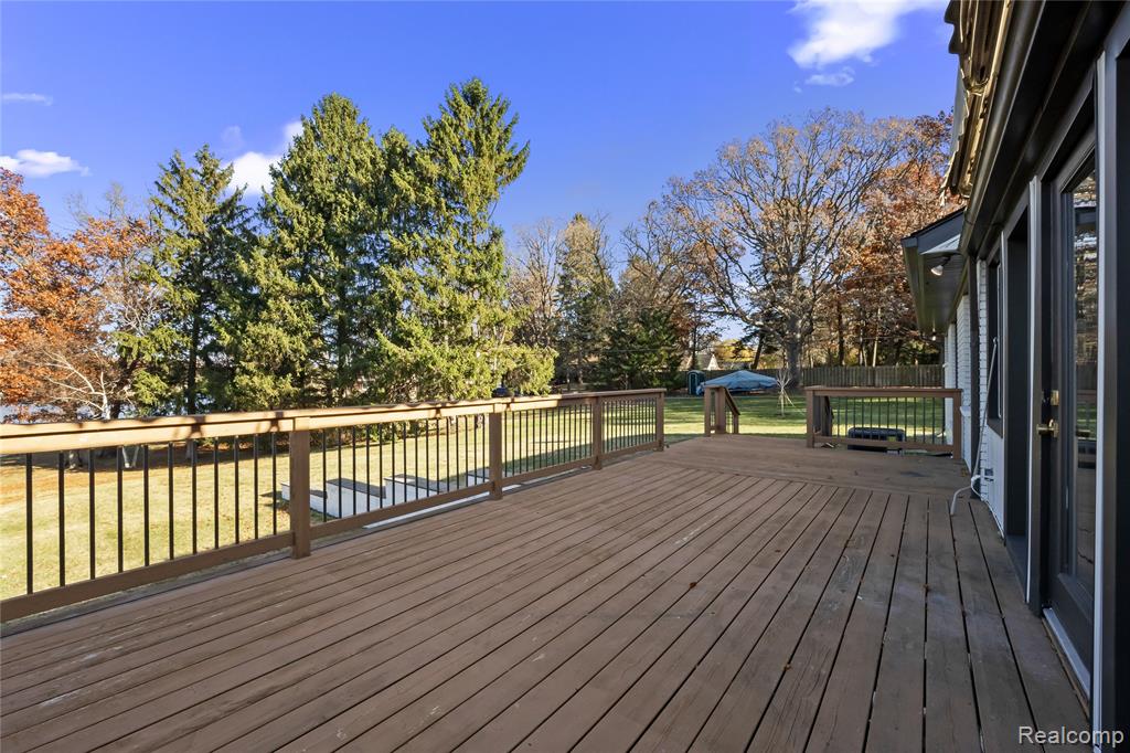 6440 Andersonville Road, Waterford, MI 48329 — Photo 30
