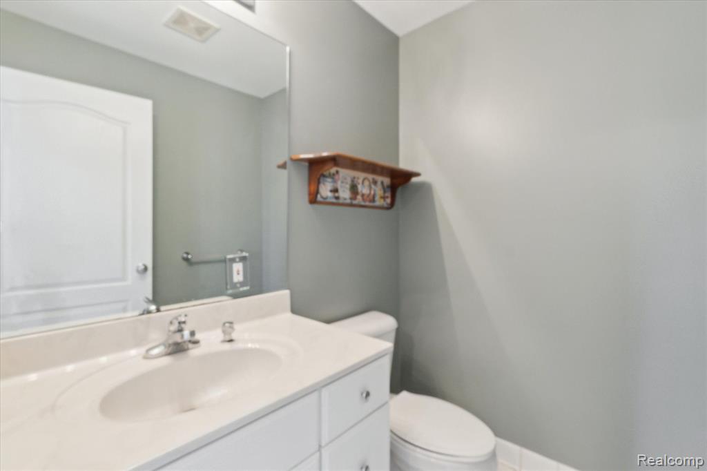 6615 GREENE HAVEN Drive, Clarkston, MI 48348 — Photo 32