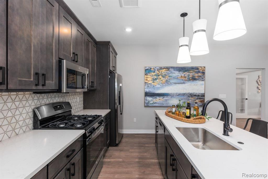 5855 Windword Drive, Brighton, MI 48116 — Photo 11