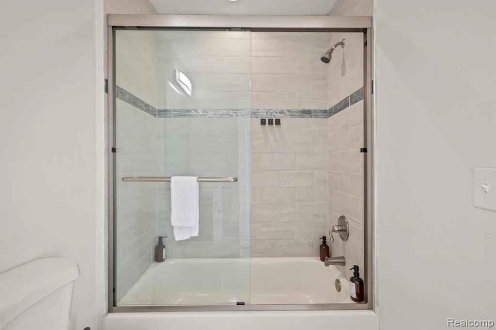 3227 LOHR Road, Ann Arbor, MI 48108 — Photo 22