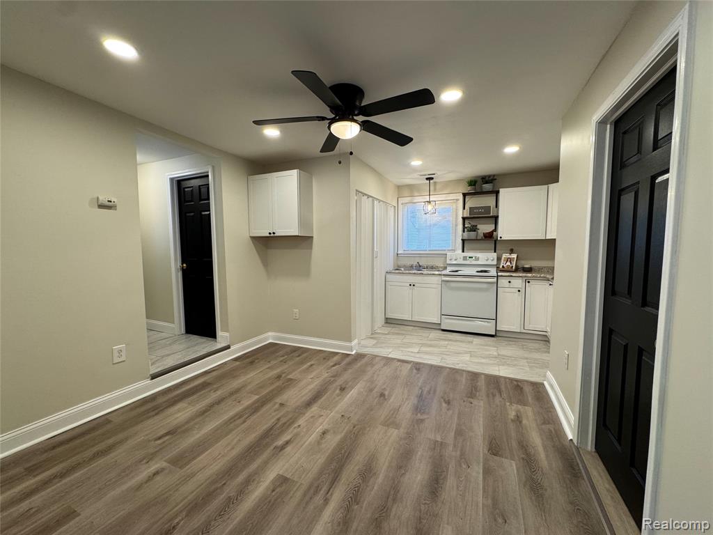 20830 Montrose, Warren, MI 48089 — Photo 5