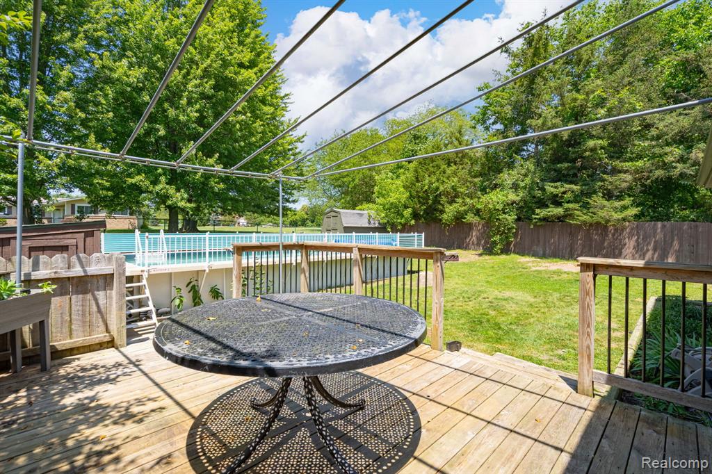 4069 Loch Drive, Highland, MI — Photo 32