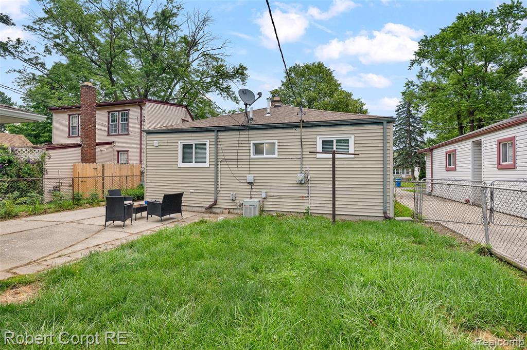 4772 Harding Street, Dearborn Heights, MI 48125 — Photo 22