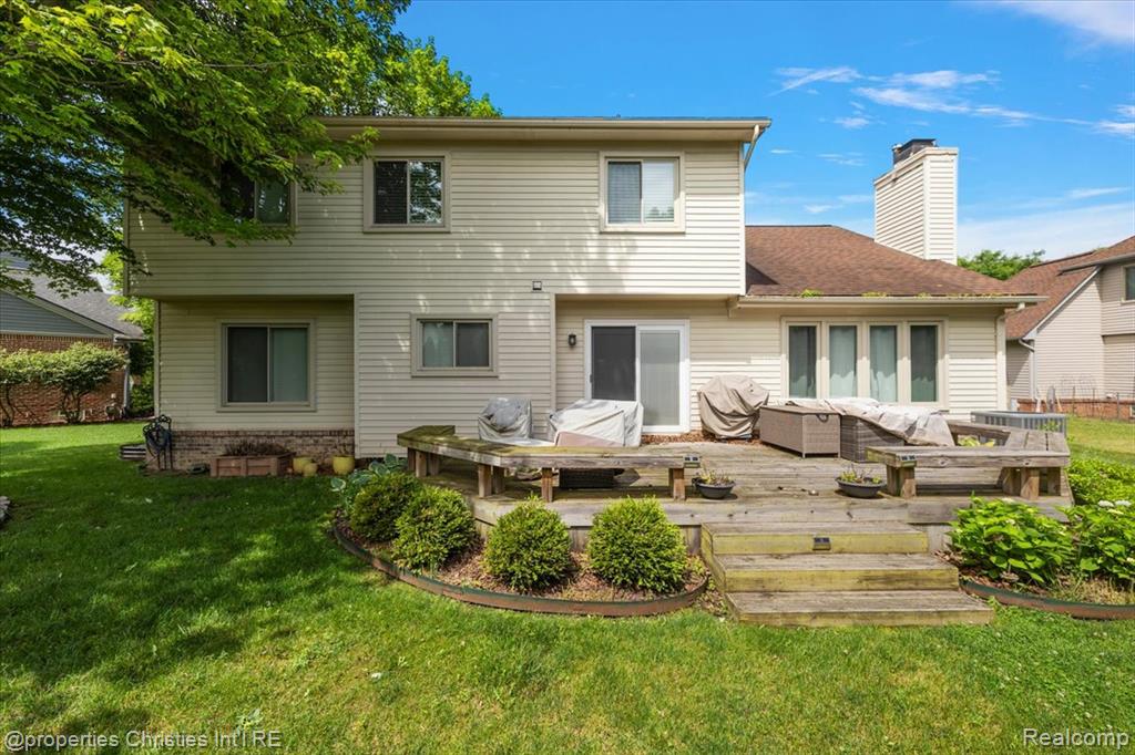 42683 Wimbleton Way, Novi, MI — Photo 43