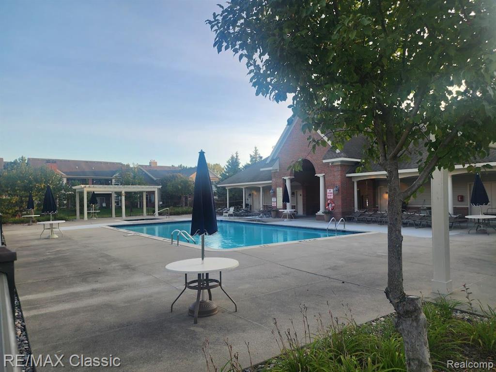 44275 PRINCETON Drive, Clinton Twp, MI 48038 — Photo 45