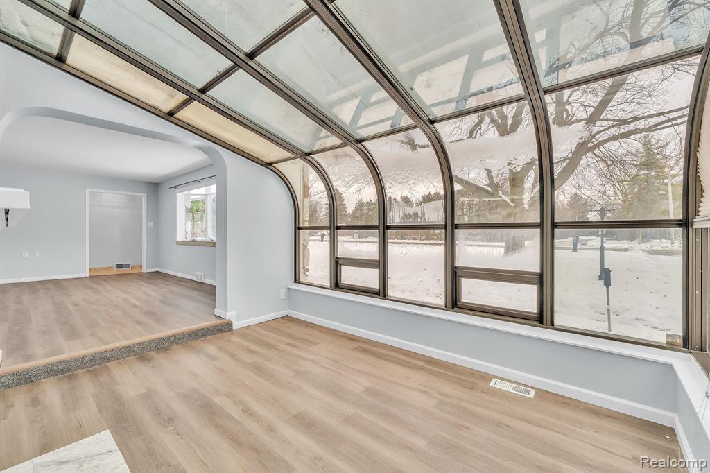 6576 Inkster Road, West Bloomfield, MI — Photo 25