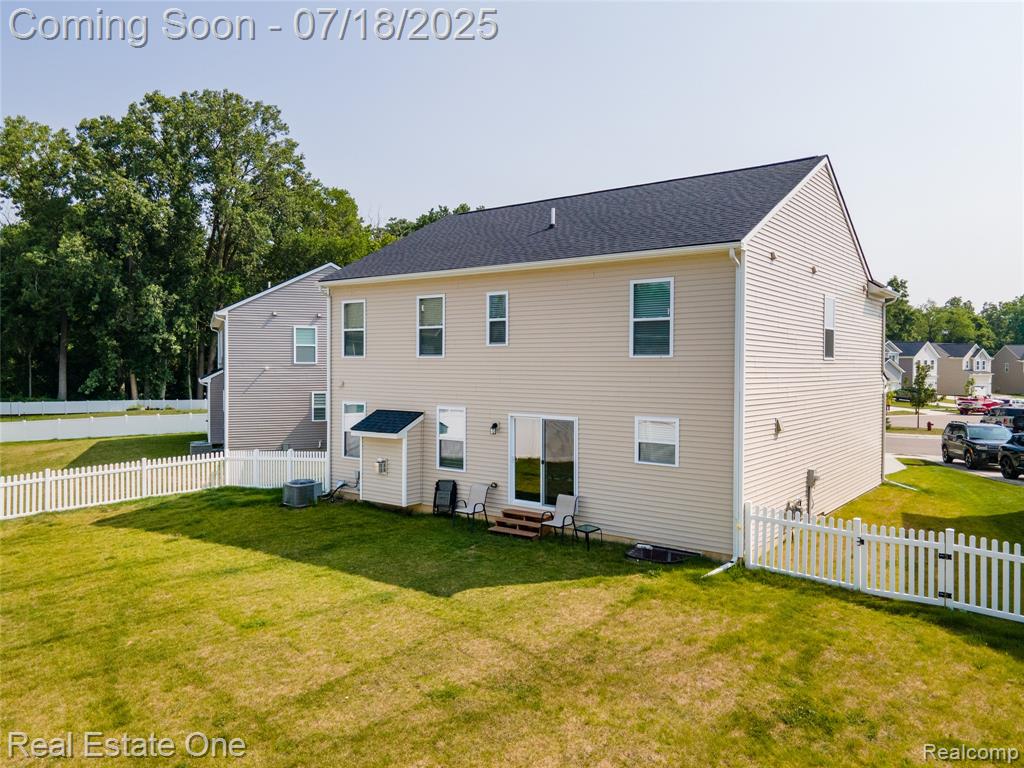 520 Lake Village, Waterford, MI 48328 — Photo 35